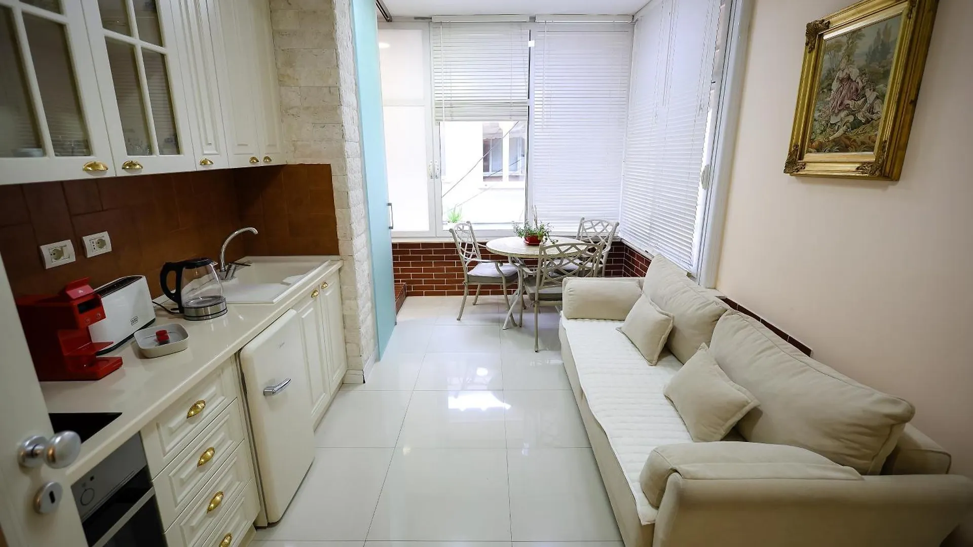 Near Me Apartments Tirana